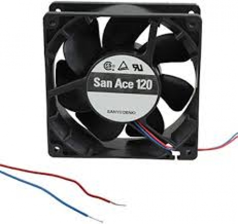 9G1224H1021.jpg